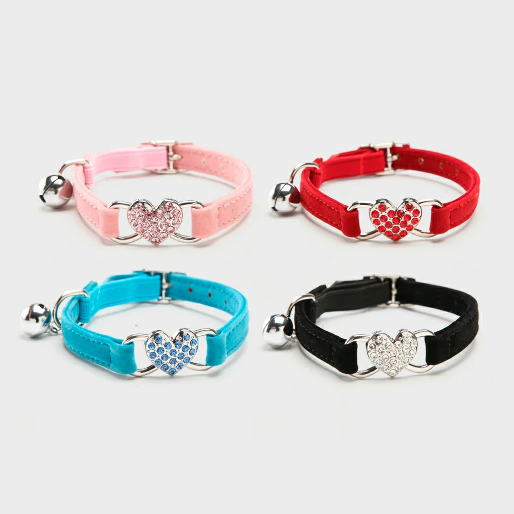 Elegant Heart Charm Velvet Cat Collar with Bell - 8 Colors