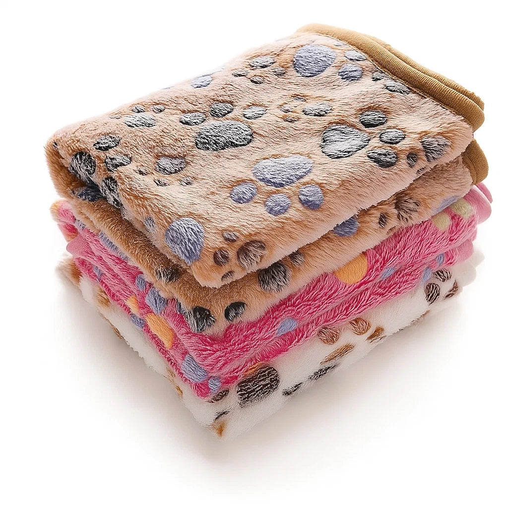 Soft Fluffy Pet Blanket with Cute Cartoon Patterns