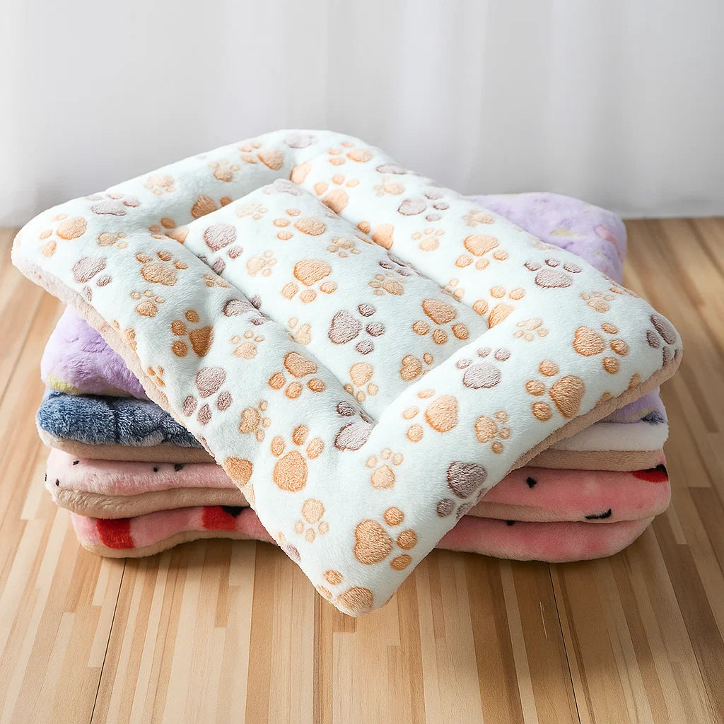 Cozy Double-Sided Pet Mat for Cats and Small Dogs