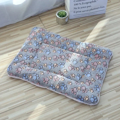 Cozy Double-Sided Pet Mat for Cats and Small Dogs